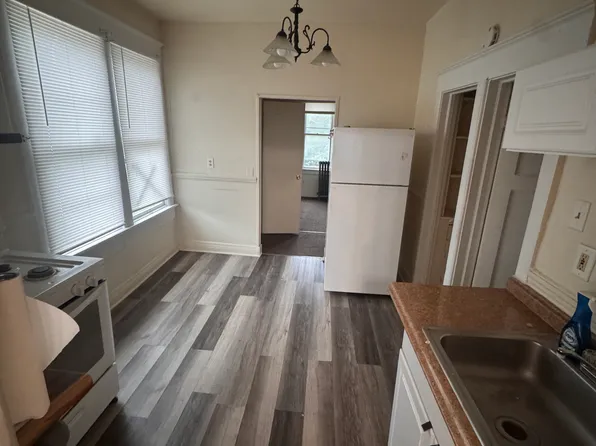 1021 E Wright St #3, Milwaukee, WI 53212
