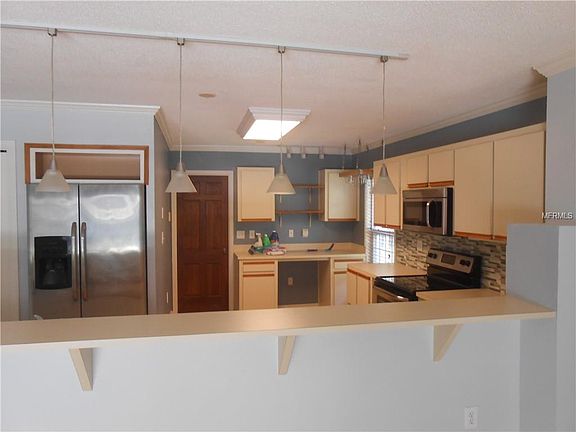 4th image of 6332 Fern Ln