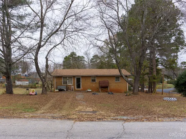 163 Dogwood Ln, Forest City, NC 28043