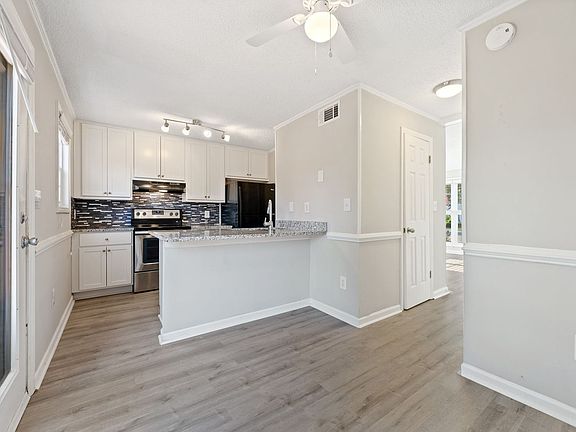 5th image of 9 Hayti Ln