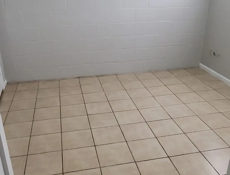 1676 E Hempstead St #2 — Photo 12