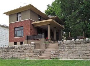 1206 Center St, Hannibal, MO 63401