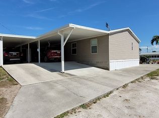 4743 Flamingo Dr, Saint James City, FL 33956