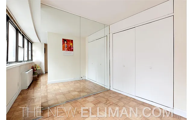 Sold by Douglas Elliman | media 10