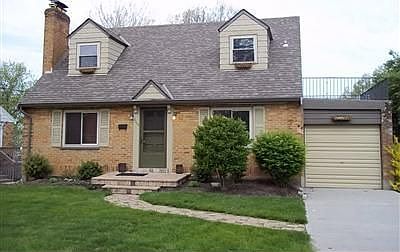 1st image of 3963 Raceview Ave