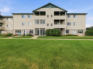 8658 S Jasonville Ct SE #130, Caledonia, MI 49316
