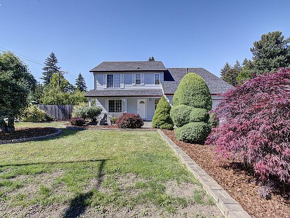 2nd image of 5302 NE 59th Cir