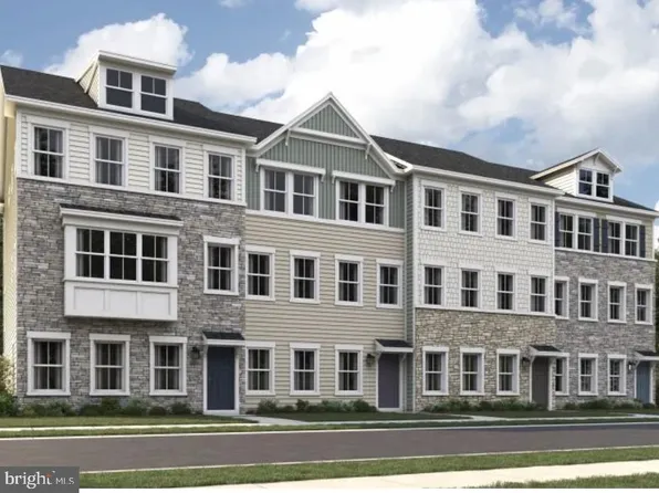 10626 Roundstone Ln, White Plains, MD 20695