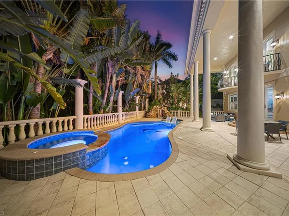 1408 Hemingway PL, NAPLES, FL 34103