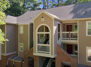 101 Marbury Ct APT 1B, Cary, NC 27513