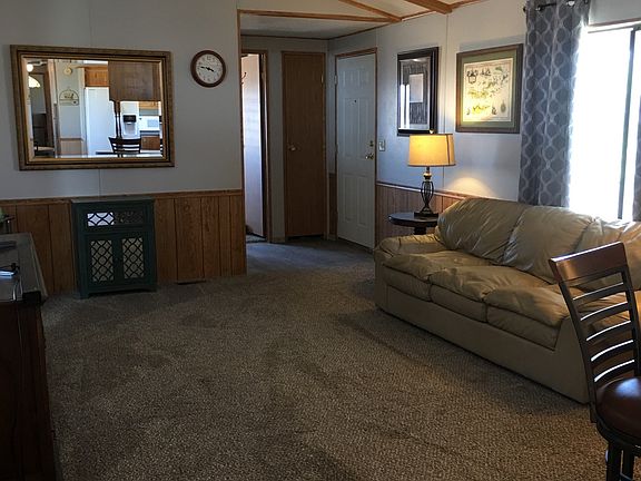 5th image of 27 Thurston Way