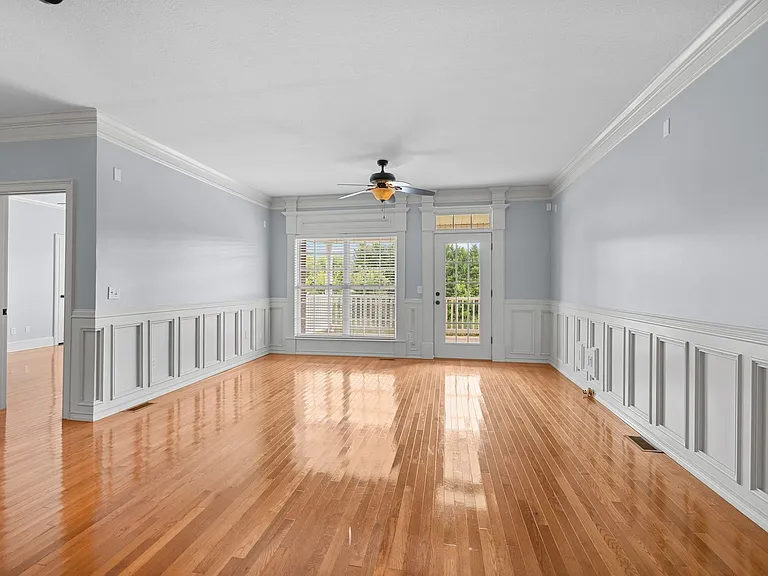 3471 Walden Dr — Photo 8