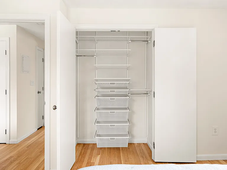 5 Centre St #32 — Photo 11