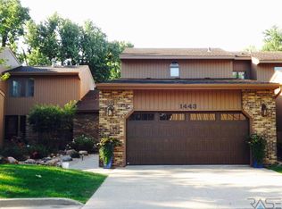 1443 S Westward Ho Pl #2, Sioux Falls, SD 57105