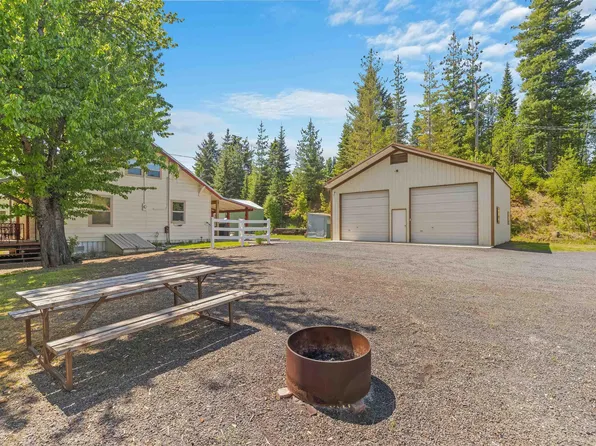 210 S 2nd St, Elk River, ID 83827