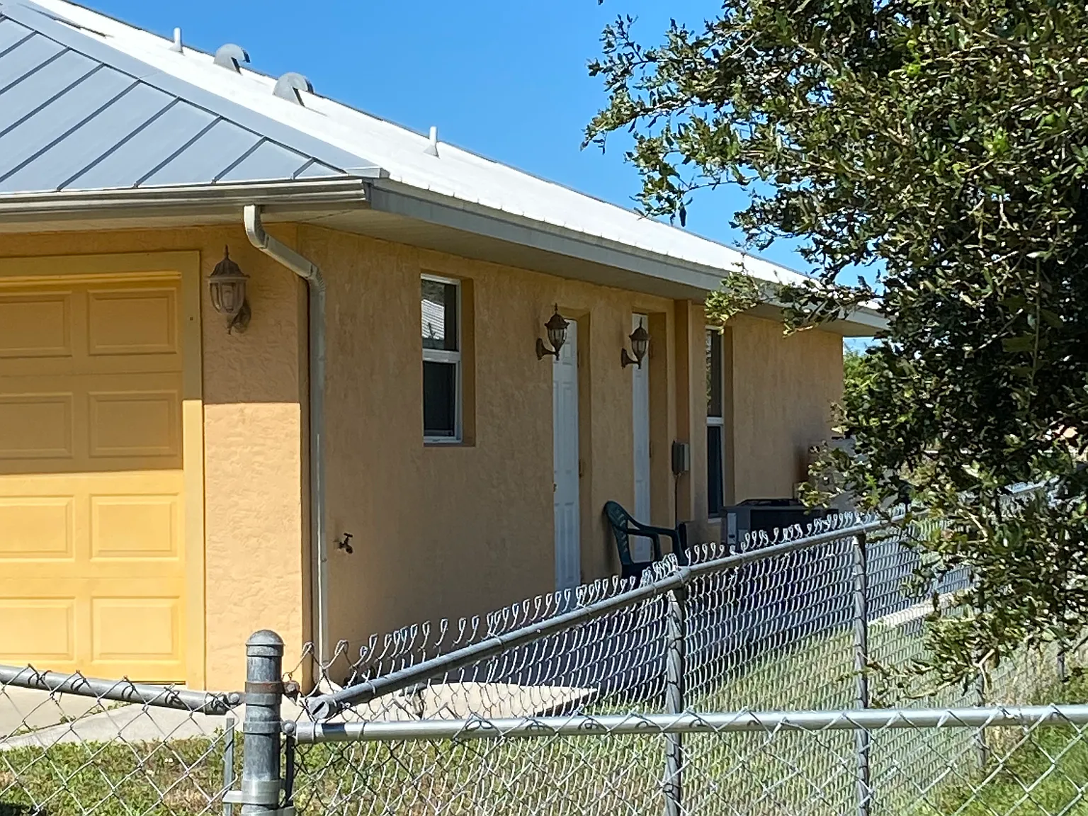 1 bed, 700 sqft, $1,600 — Photo 3