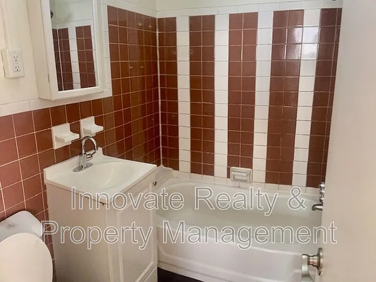 9513 Hoff St #9 — Photo 6