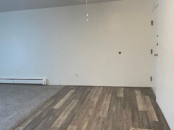 3rd image of 1515 Market St