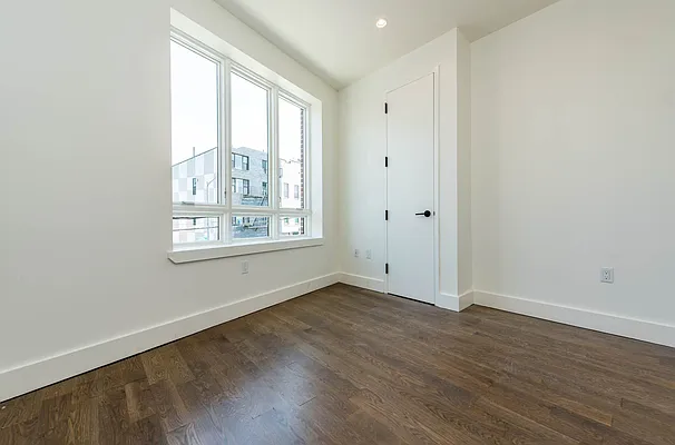 Rented by Nooklyn NYC LLC | media 8
