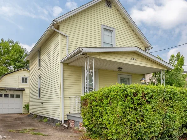 908 7th St NE, Canton, OH 44704
