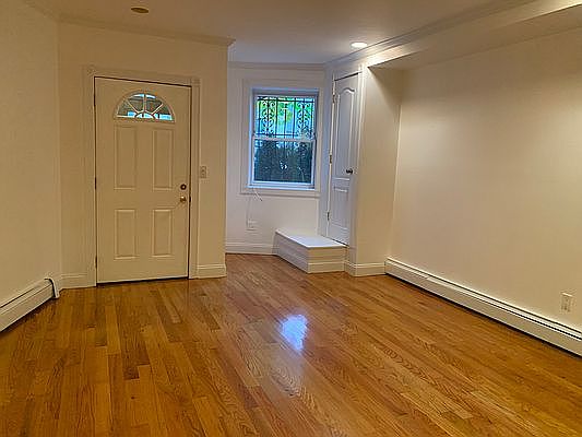 5th image of 1158 Union St #1