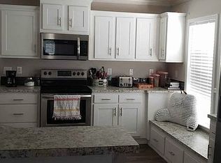 21 Hillandale St, Newnan, GA 30263