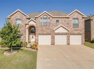 4460 Corner Brook Ln, Fort Worth, TX 76123