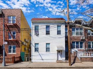 110 Gatling Pl, Brooklyn, NY 11209