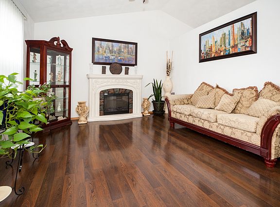 4th image of 3912 Ashwinton Way