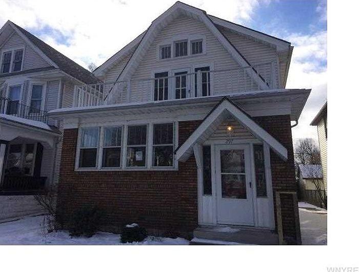 1st image of 297 Cumberland Ave