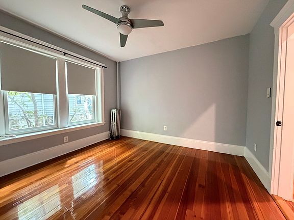 5th image of 299 Tappan St APT 4