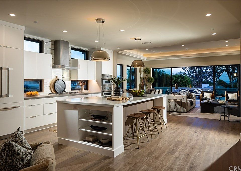 2nd image of 5201 Hiram Ln