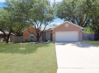 42 N Winecup Dr, Morgans Pt Resort, TX 76513