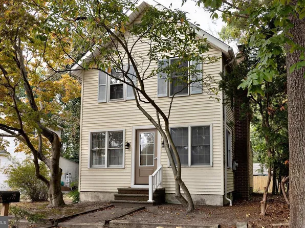 15 Jerome Ter, Clementon, NJ 08021