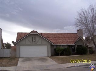 1822 E Avenue R12, Palmdale, CA 93550