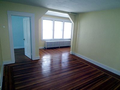 2nd image of 84 Roseneath Ave #1