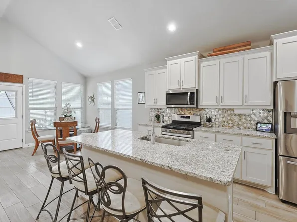1721 Stetson St, Northlake, TX 76247