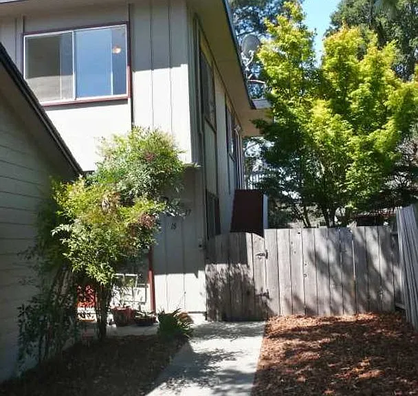 17 Jolley Way — Photo 2