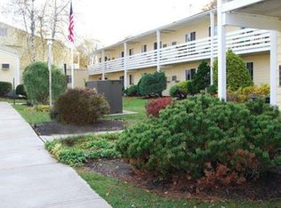 30 Kingstown Rd, Narragansett, RI 02882