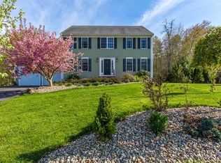 175 Whippoorwill Dr, Raynham, MA 02767
