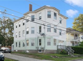 32 Hazel St, Pawtucket, RI 02860