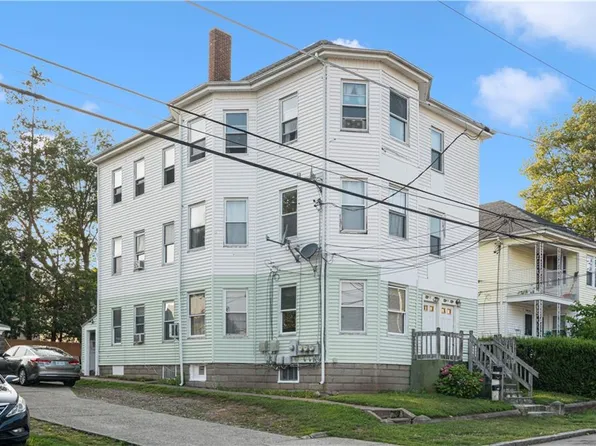 32 Hazel St, Pawtucket, RI 02860