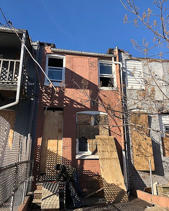 2nd image of 807 N Port St