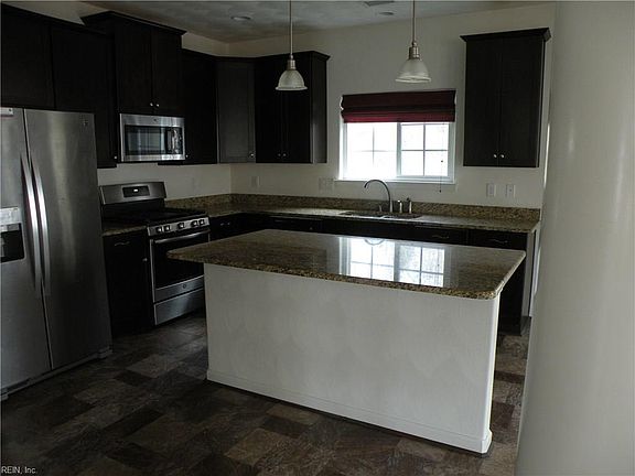 5th image of 5082 Kings Grant Cir