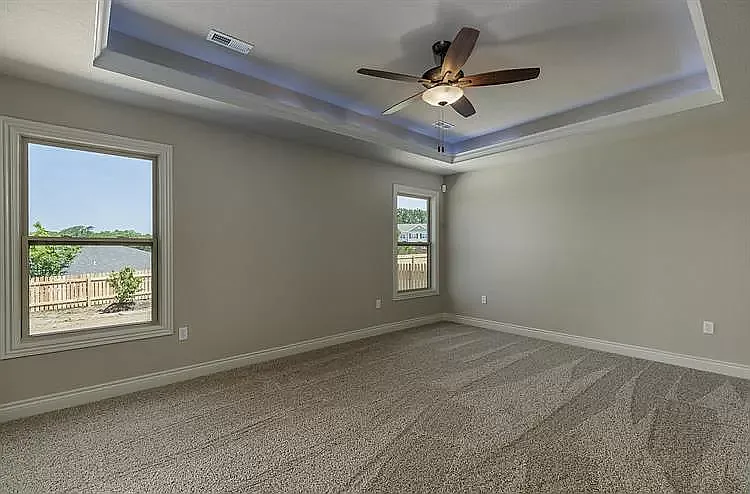 1905 Kenilworth Dr — Photo 22