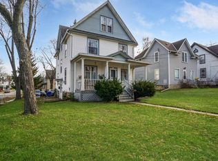 154 Grand Ave, Hartford, WI 53027