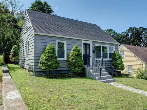 100 Raymond Street, Waterbury, CT 06706