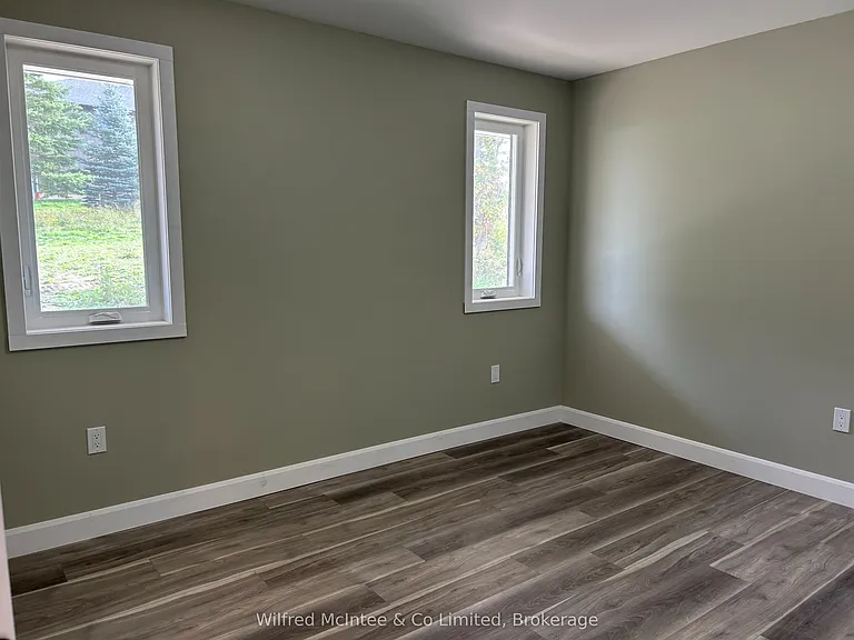 187 Balaklava St #2 — Photo 15