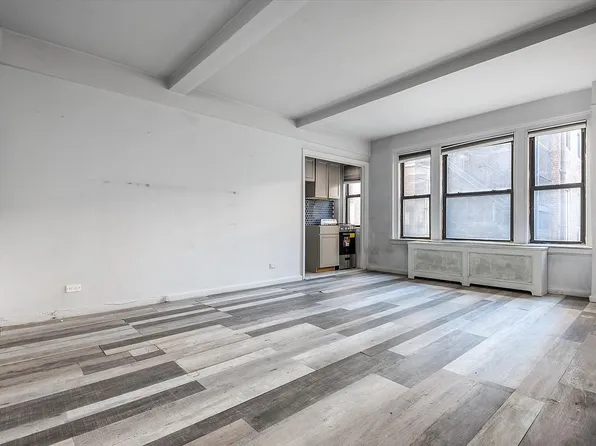 339 E 58th St APT 3H, New York, NY 10022