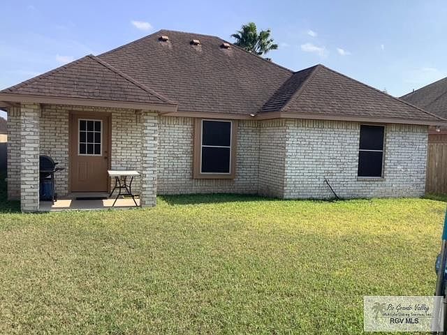 2nd image of 751 Rey Jaime St